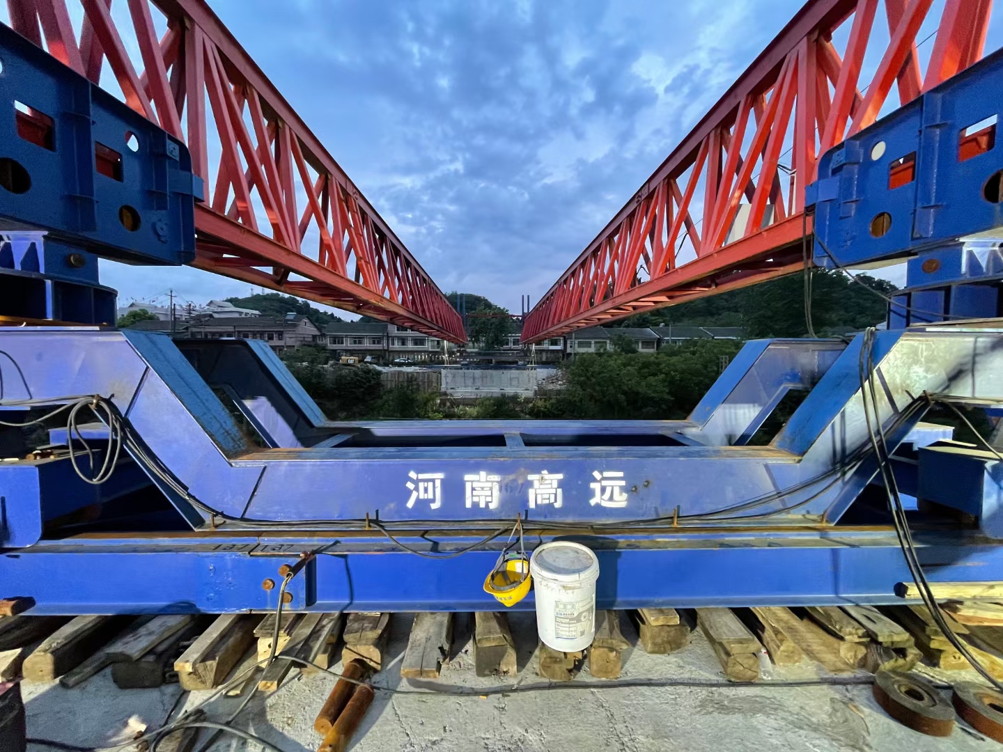 架橋機(jī)選購要注意的事項