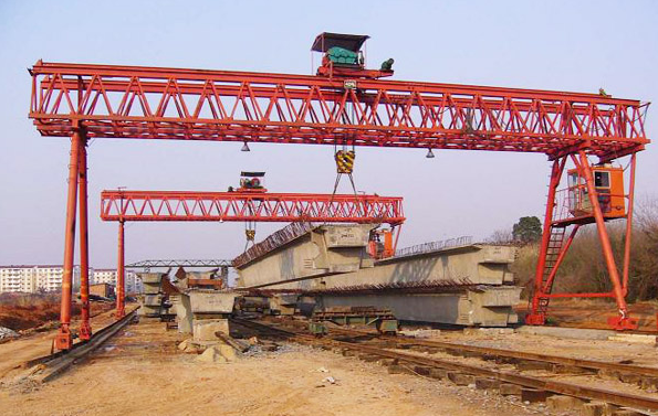 龍門吊怎么進(jìn)行防腐處理？龍門吊平時怎么防止金屬部件氧化？