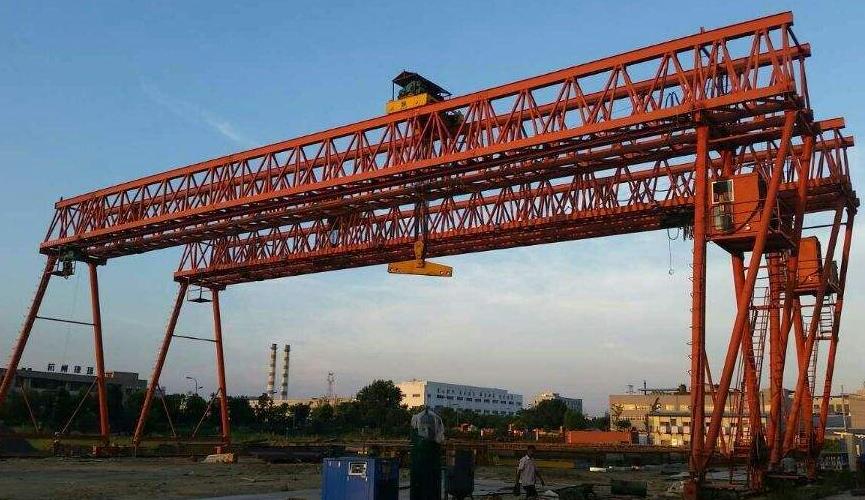 如何選擇路橋門(mén)式起重機(jī)的工作速度