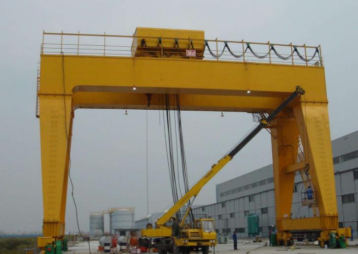 新型門式起重機(jī)的設(shè)計(jì)與改造理念,廠家工程師指導(dǎo)