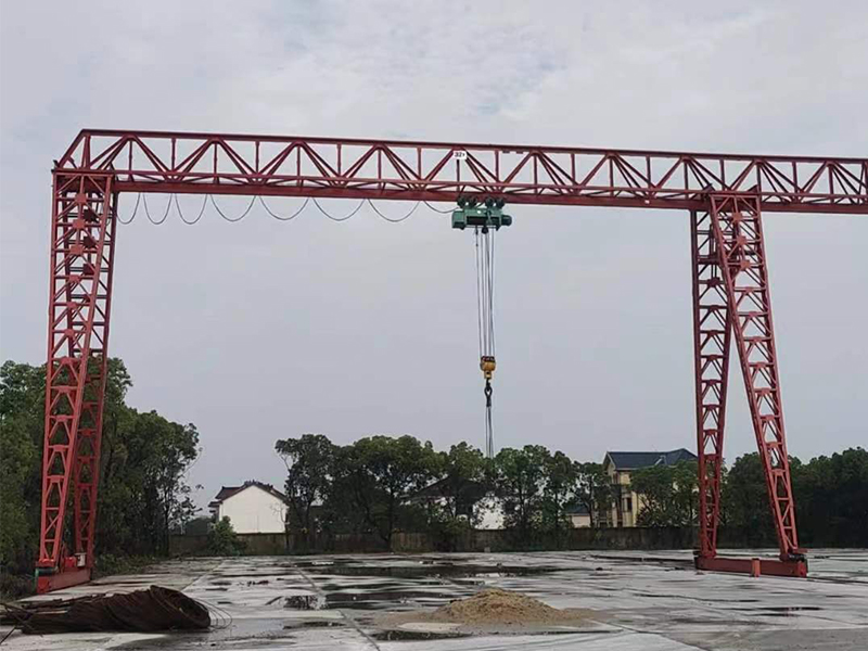 防傾覆系統(tǒng)對(duì)龍門(mén)吊的結(jié)構(gòu)和電氣系統(tǒng)有哪些要求？