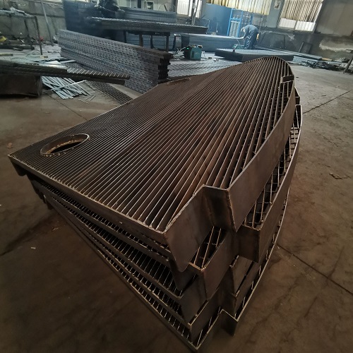 異型通風(fēng)污水處理廠平臺鋼格柵鋼格板：負(fù)載能力與安全解析