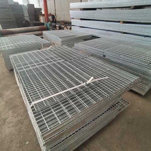 車庫(kù)鋼格柵設(shè)計(jì)方案：空間利用與車輛承載雙優(yōu)化