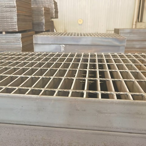 綠色建筑標(biāo)準(zhǔn)下，鋼格板的優(yōu)勢在哪