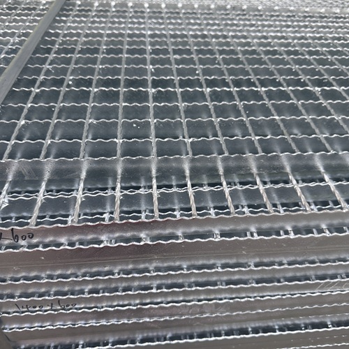 鋼格柵板采購(gòu)避坑指南，別再被忽悠